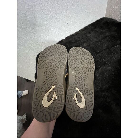 mens 9 Olukai HAWAII flip flops thongs shoes classic dark w/ red HLA arch main image 4